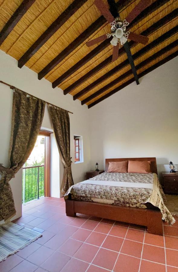 Hotel Arhontiko Askas Mansion Extérieur photo