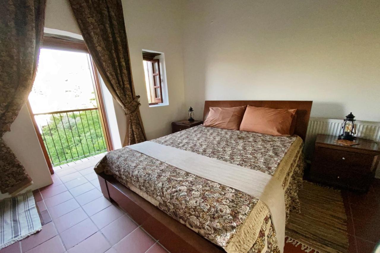 Hotel Arhontiko Askas Mansion Extérieur photo