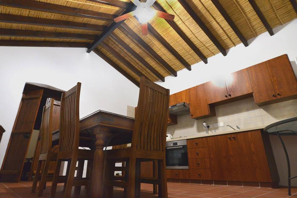 Hotel Arhontiko Askas Mansion Extérieur photo